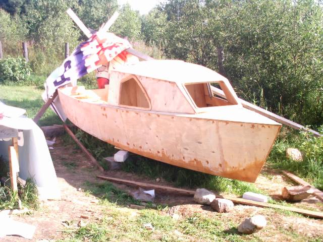 Как сделать лодку из фанеры своими руками